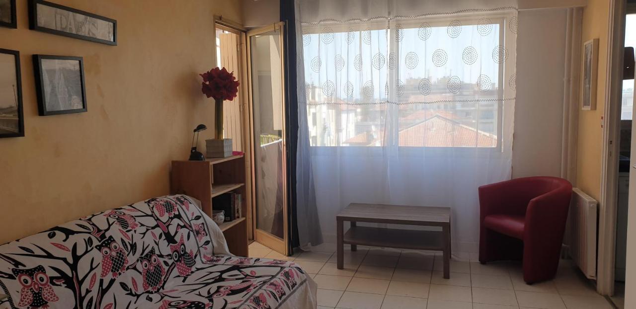 Studios A Golfe Juan Ngoại thất bức ảnh