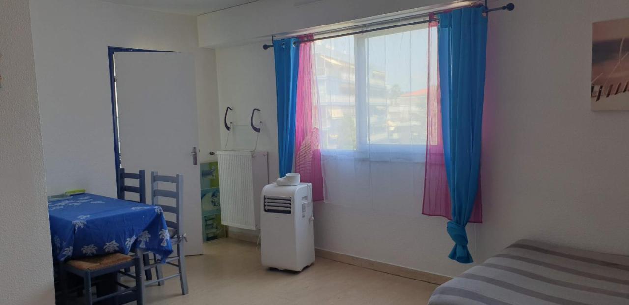 Studios A Golfe Juan Ngoại thất bức ảnh